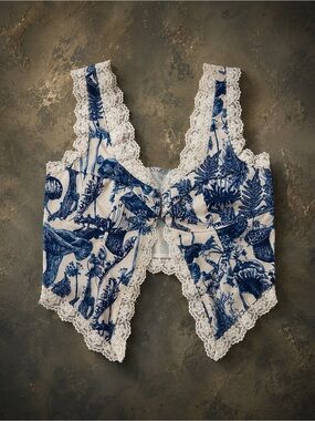 Blue & White Floral Lace Trim Corset Vest